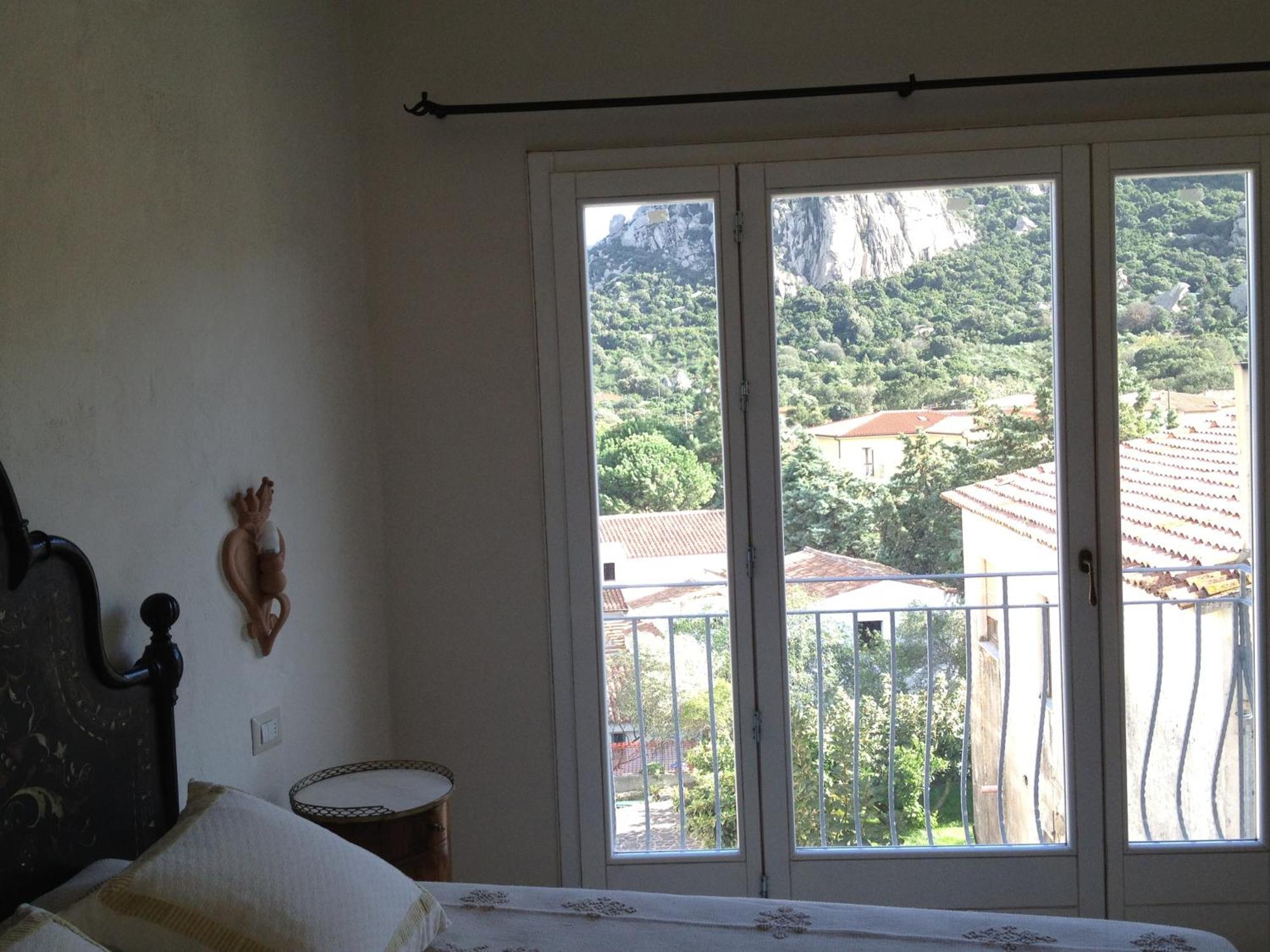 Antica Dimora La Corona San Pantaleo Ngoại thất bức ảnh